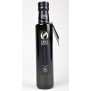 Family Reserve has an intense and complex green fruit, where clear aromas of tomato (characteristic aroma of the picual variety), apple, newly cut grass, green banana, green almond… may all be appreciated and there is no doubt that this oil is marked by i